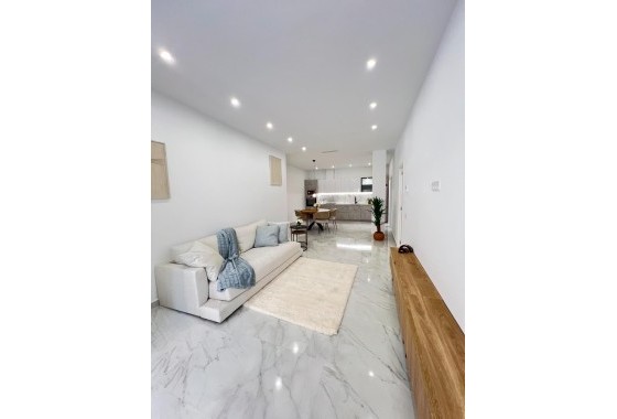 Apartment Flat - New Build -
        Torrevieja - C8L-85835