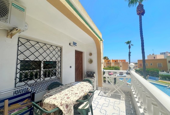 Apartment / Flat - Resale - La Mata - La Mata