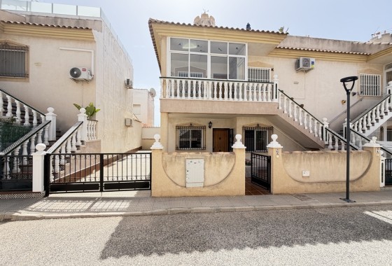 Apartment / Flat - Resale - La Zenia -
                La Zenia