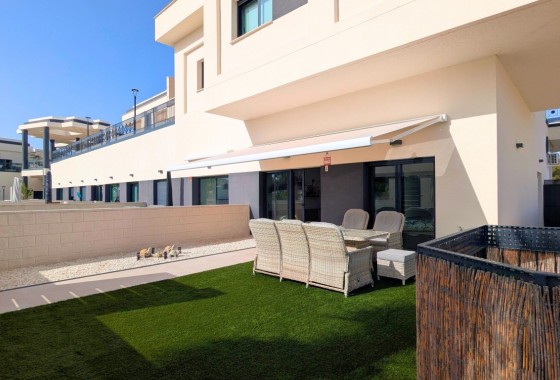 Apartment / Flat - Resale - Lo Crispin -
                Lo Crispin