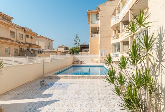 Apartment / Flat - Resale - Orihuela Costa -
                Playa Flamenca