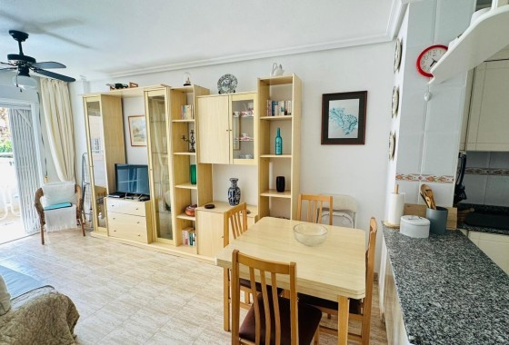 Apartment / Flat - Resale - Torrevieja - Costa Blanca