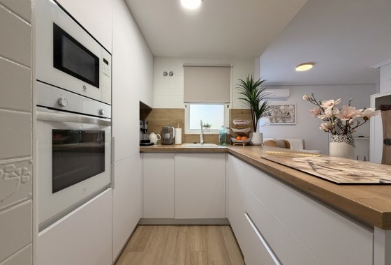 Apartment / Flat - Resale - Torrevieja - Costa Blanca