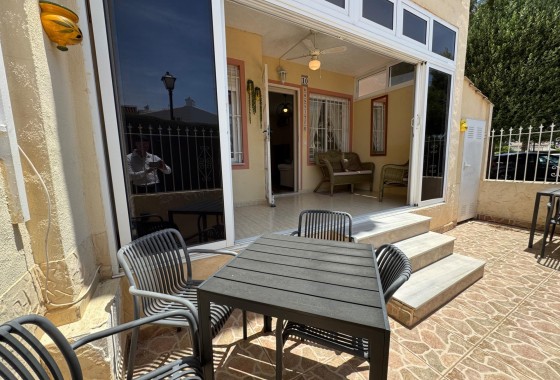 Apartment / Flat - Resale - Torrevieja - La Siesta - El Salado - Torreta