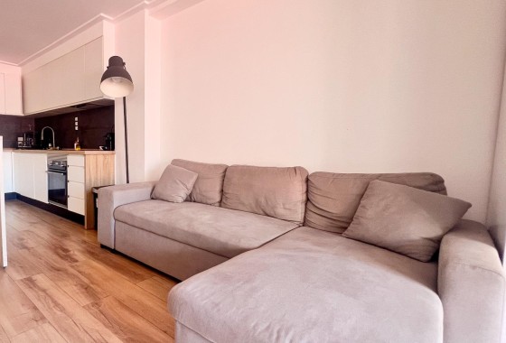 Apartment / Flat - Resale - Torrevieja -
                La veleta