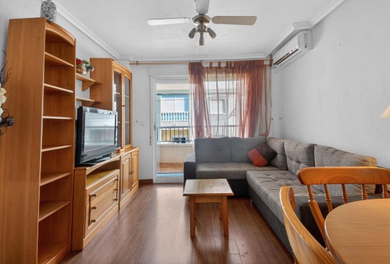 Apartment / Flat - Resale - Torrevieja -
                Parque de las Naciones