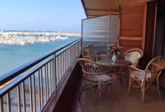 Apartment / Flat - Resale - Torrevieja - Playa de los Naufragos