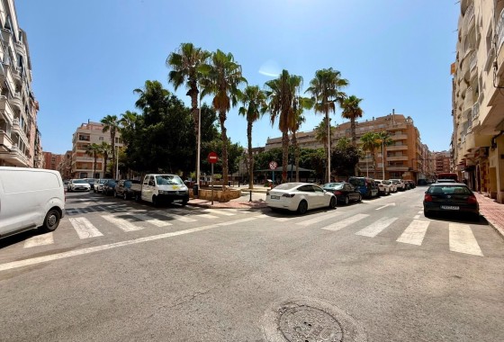 Apartment / Flat - Resale - Torrevieja -
                Playa del Cura