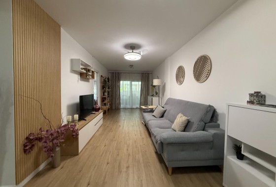 Apartment / Flat - Resale - Torrevieja - Torrevieja