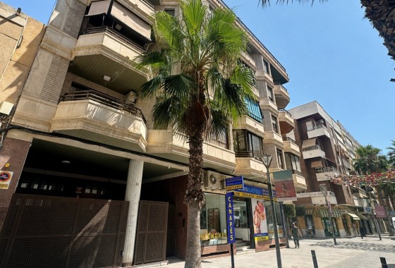 Apartment / Flat - Resale - Torrevieja - Torrevieja