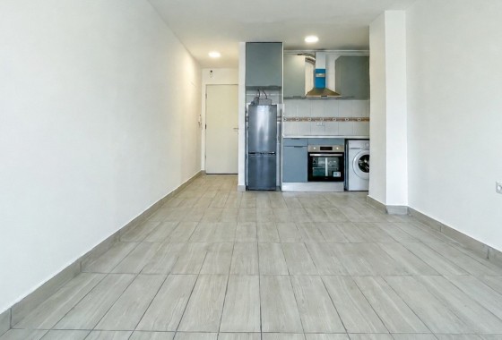 Apartment / Flat - Resale - Torrevieja - Torrevieja