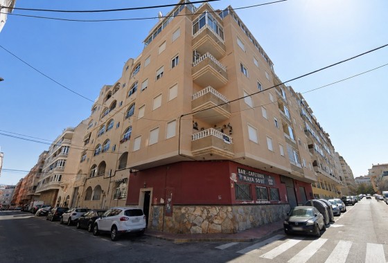 Apartment / Flat - Resale - Torrevieja - Torrevieja