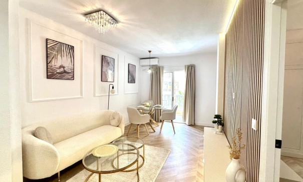 Apartment Flat - Sale - Torrevieja - Centro