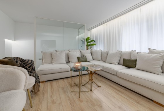 Apartment Flat - Sale - Torrevieja - Playa del Cura