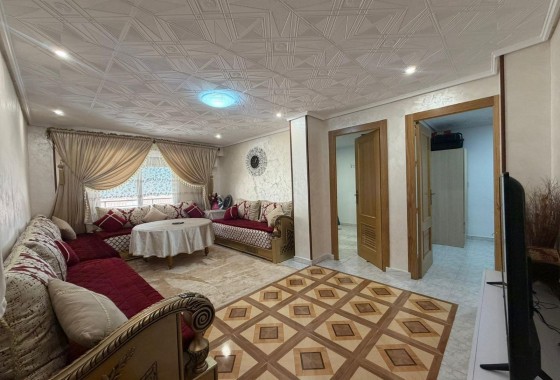 Appartement / Flat - Herverkoop - Almoradí -
                Almoradí