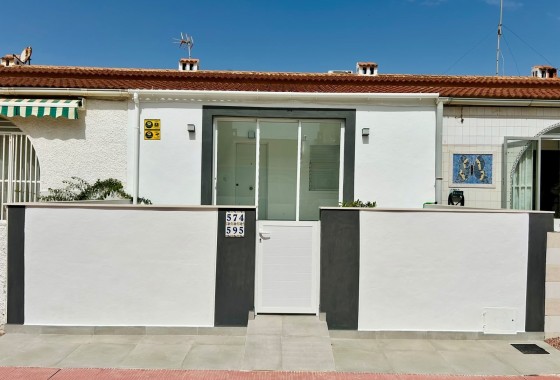 Appartement / Flat - Herverkoop - La Siesta - El Salado - Torreta -
                Costa Blanca
