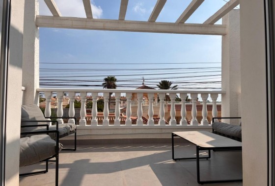 Appartement / Flat - Herverkoop - Los Almendros (Orihuela-Costa) -
                La Florida