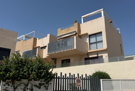 Appartement / Flat - Herverkoop - Orihuela Costa -
                La Zenia