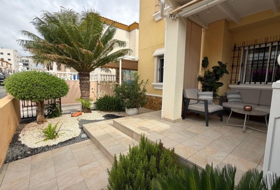 Appartement / Flat - Herverkoop - Orihuela Costa -
                Los Dolses
