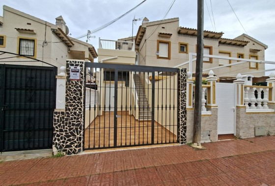 Appartement / Flat - Herverkoop - Orihuela Costa -
                Punta Prima