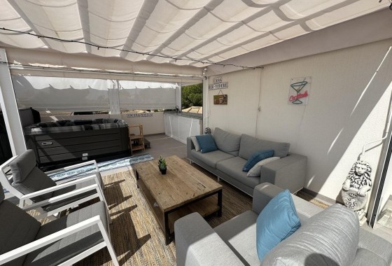 Appartement / Flat - Herverkoop - Orihuela Costa -
                Villamartín-Las Filipinas