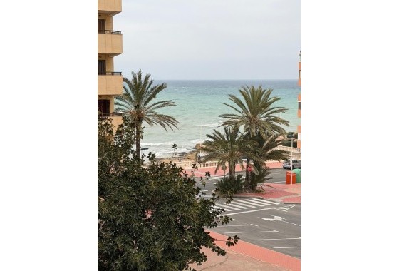 Appartement / Flat - Herverkoop - Torrevieja - Cabo cervera