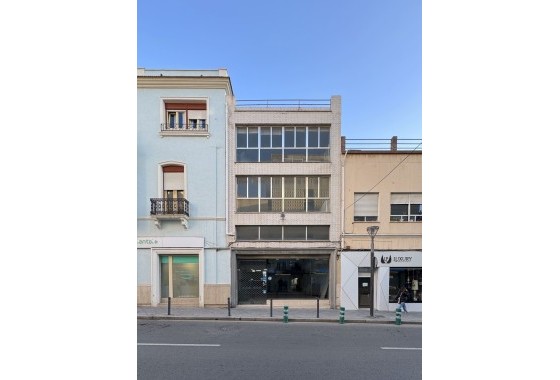 Appartement / Flat - Herverkoop - Torrevieja -
                Center