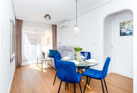 Appartement / Flat - Herverkoop - Torrevieja - Center