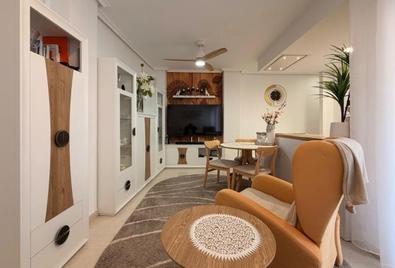 Appartement / Flat - Herverkoop - Torrevieja - Center