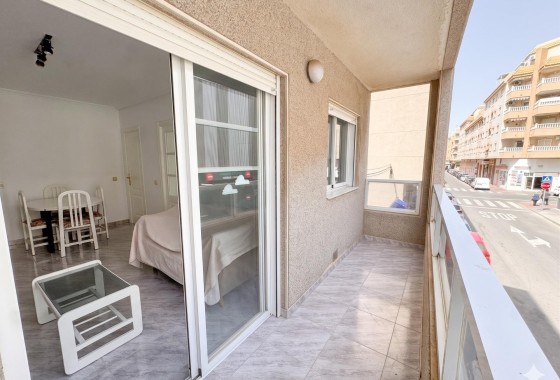 Appartement / Flat - Herverkoop - Torrevieja - Estacion de autobuses
