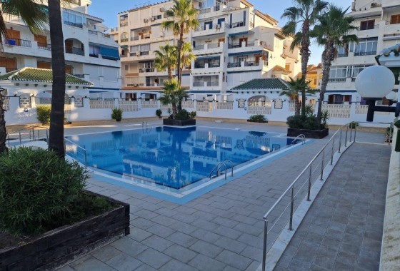 Appartement / Flat - Herverkoop - Torrevieja - La Mata