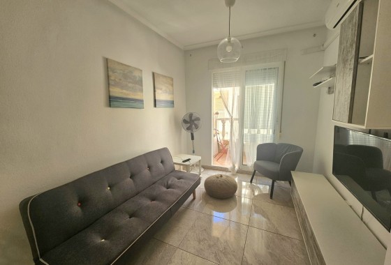 Appartement / Flat - Herverkoop - Torrevieja - La Mata