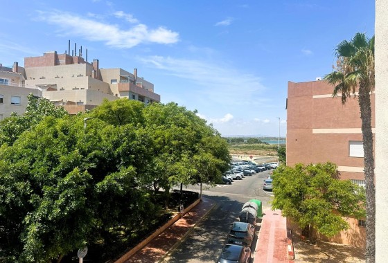 Appartement / Flat - Herverkoop - Torrevieja -
                La Mata