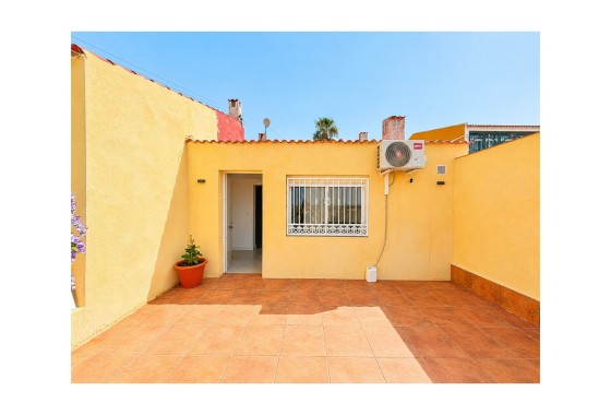 Appartement / Flat - Herverkoop - Torrevieja -
                La Siesta