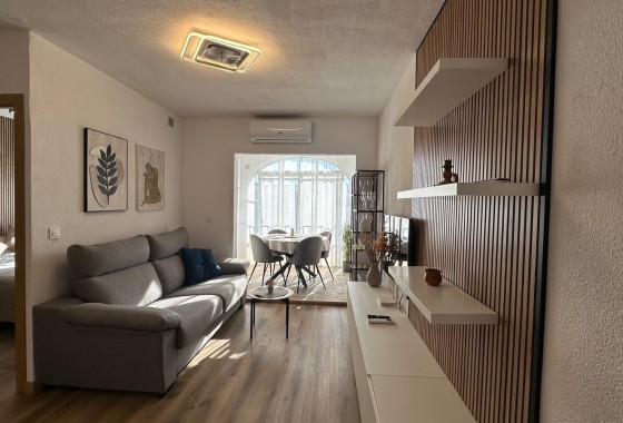 Appartement / Flat - Herverkoop - Torrevieja - Los Balcones