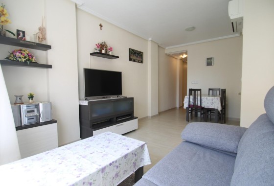 Appartement / Flat - Herverkoop -
        Torrevieja - MLS-41943