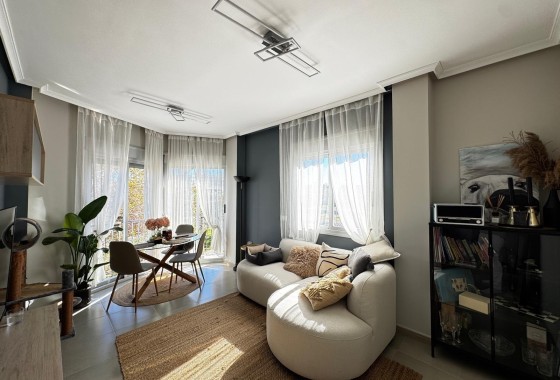 Appartement / Flat - Herverkoop -
        Torrevieja - MLS-65302