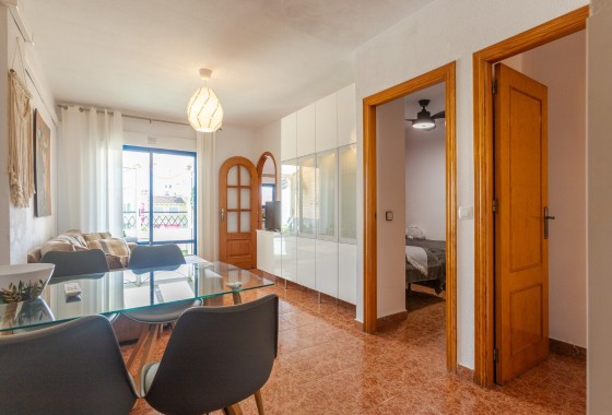 Appartement / Flat - Herverkoop -
        Torrevieja - MLS-96539