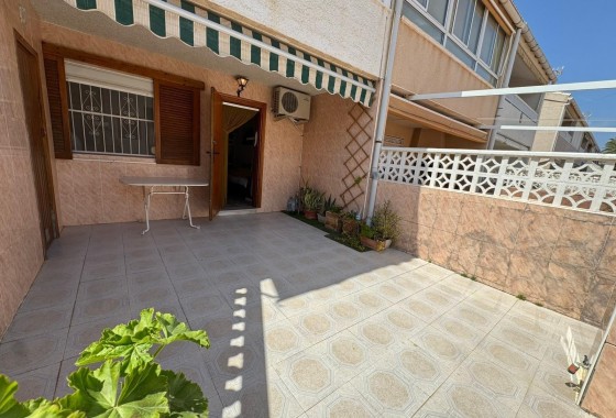 Appartement / Flat - Herverkoop - Torrevieja -
                Playa de los Naufragos