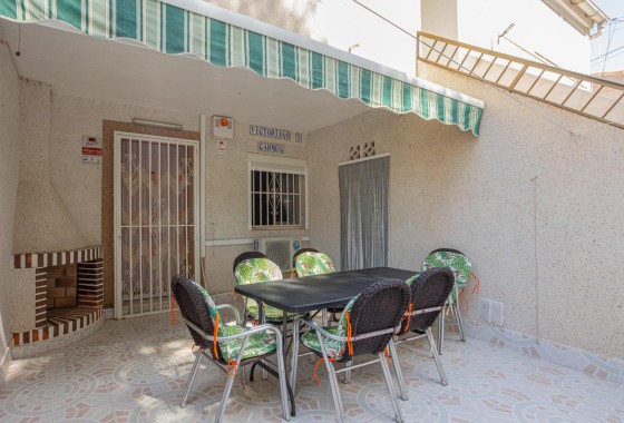 Appartement / Flat - Herverkoop - Torrevieja -
                Playa de los Naufragos