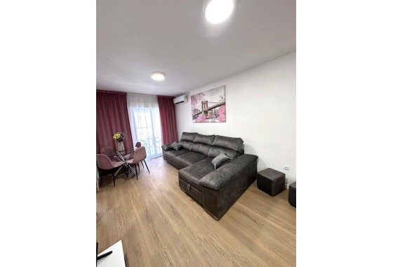 Appartement / Flat - Herverkoop - Torrevieja - Playa del Cura