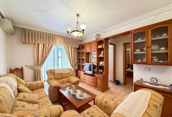 Appartement / Flat - Herverkoop - Torrevieja -
                Playa del Cura