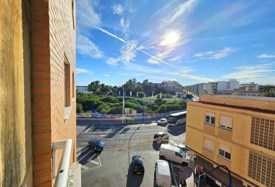 Appartement / Flat - Herverkoop - Torrevieja -
                Torrevieja Centro