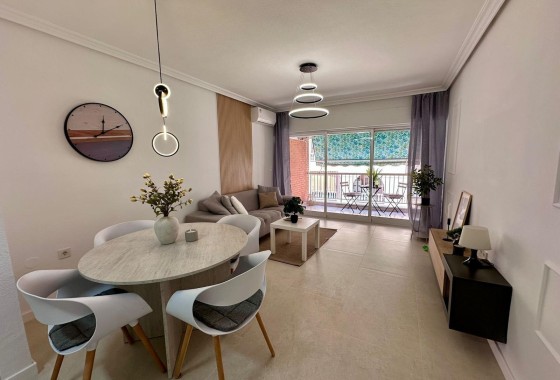 Appartement / Flat - Herverkoop - Torrevieja - Torrevieja