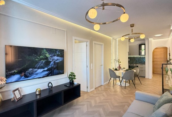 Appartement / Flat - Herverkoop - Torrevieja -
                Torrevieja
