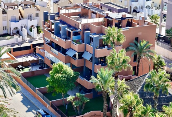 Appartement / Flat - Herverkoop - Villamartín - Costa Blanca