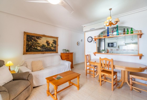 Appartement - Location longue durée - Torrevieja -
                La Mata