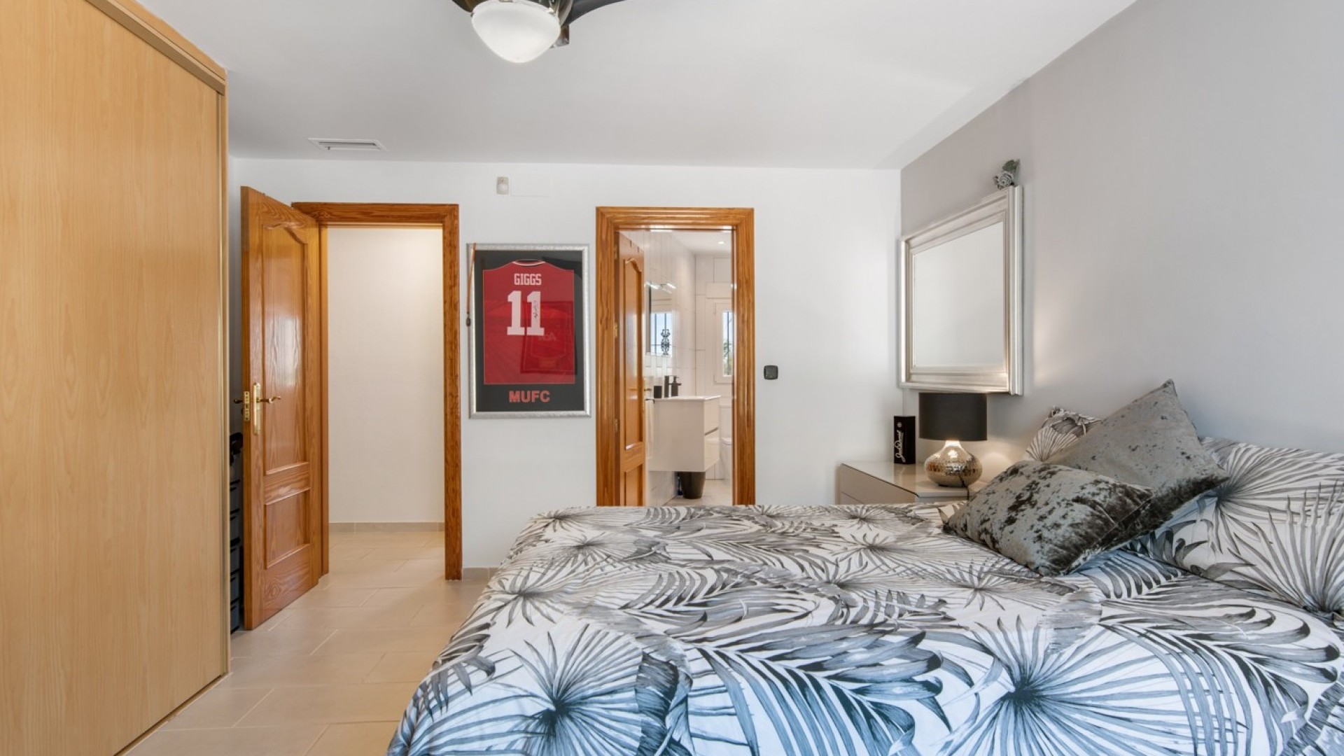 Återförsäljning - Finca lantlig egendom -
Catral