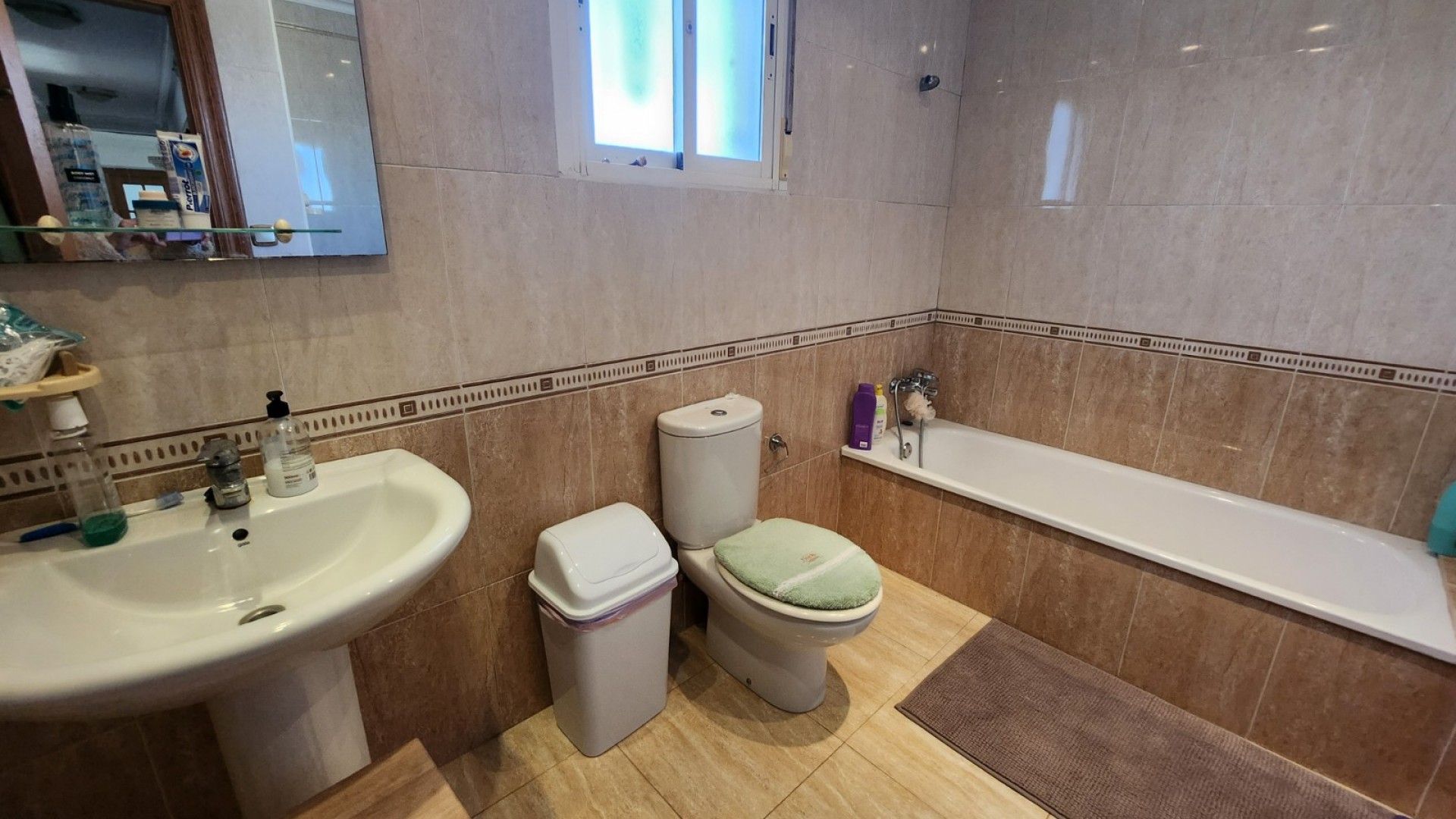 Återförsäljning - Finca lantlig egendom -
Catral