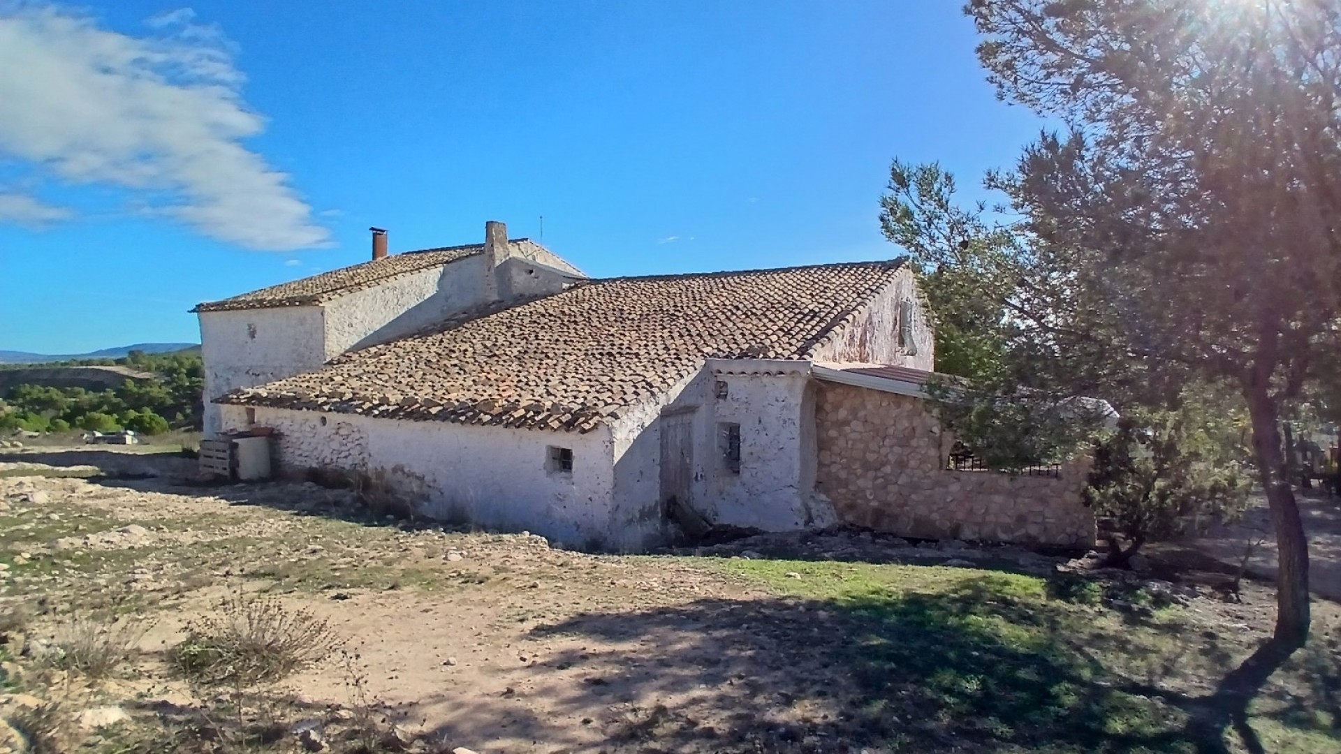 Återförsäljning - Finca lantlig egendom -
Caudete
